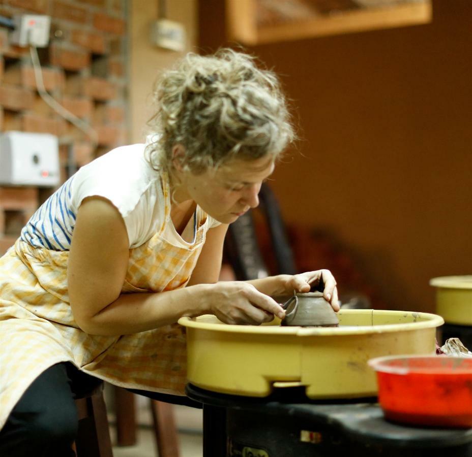 Clayfingers Art Cottage Thrissur エクステリア 写真